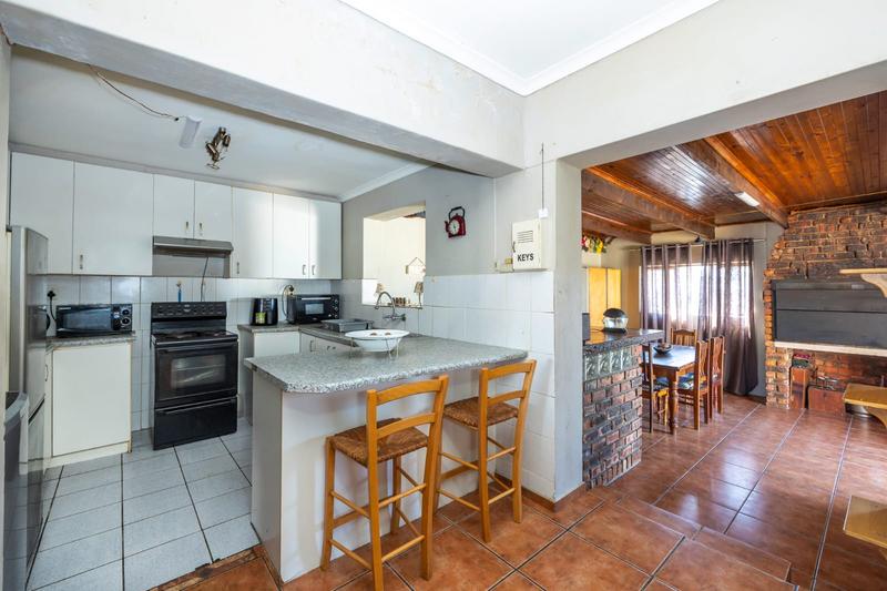 3 Bedroom Property for Sale in Protea Village Western Cape